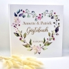 Gästebuch personalisiert - 'Herz mit Blätter und Blumen' - Deutsch