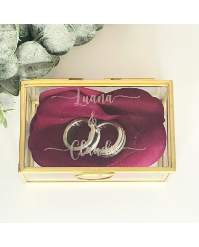 Personalisierte Ringbox aus Glas