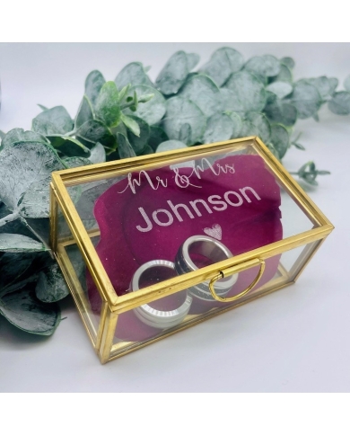 Personalisierte Ringbox aus Glas 'Mr & Mrs'