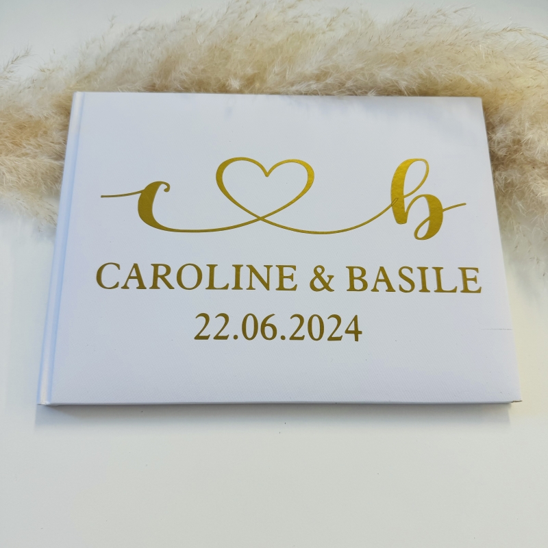 Gästebch mit Initialen 'Herz' - The-Weddingshop