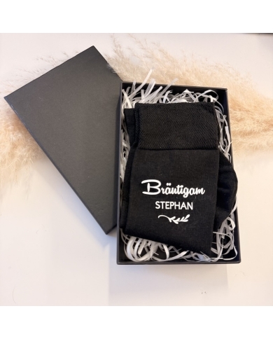 Geschenkbox mit Socken personalisierbar