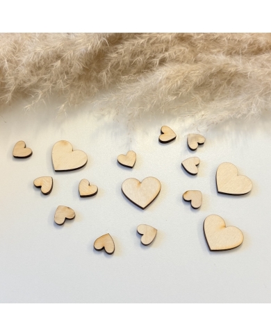 Confettis en bois en forme de cœurs - 10 g