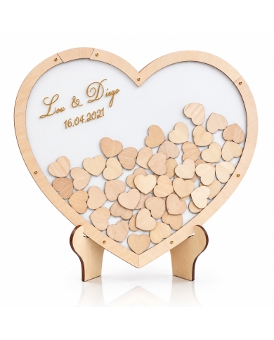 Herzrahmen mit Holzherzen personalisiert
