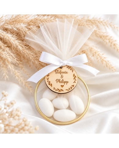 Pendentif en bois personnalisé
