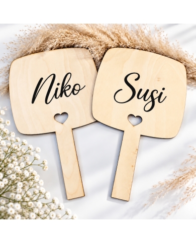 Holztafeln personalisiert