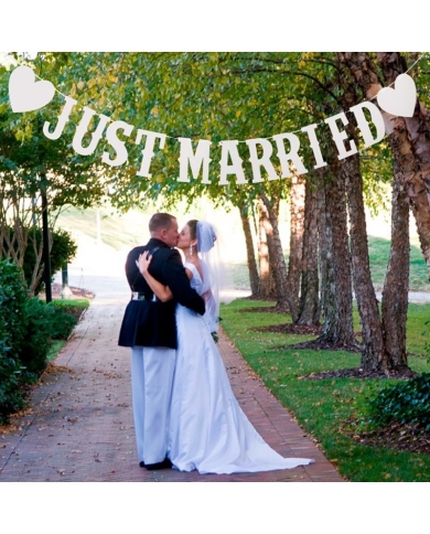 Guirlande géante 'Just Married avec coeur' ♥ the-weddingshop.ch