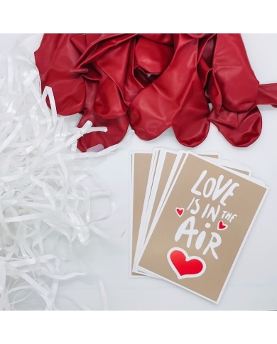 Lâcher de ballons 'Love is in the air' - The-Weddingshop