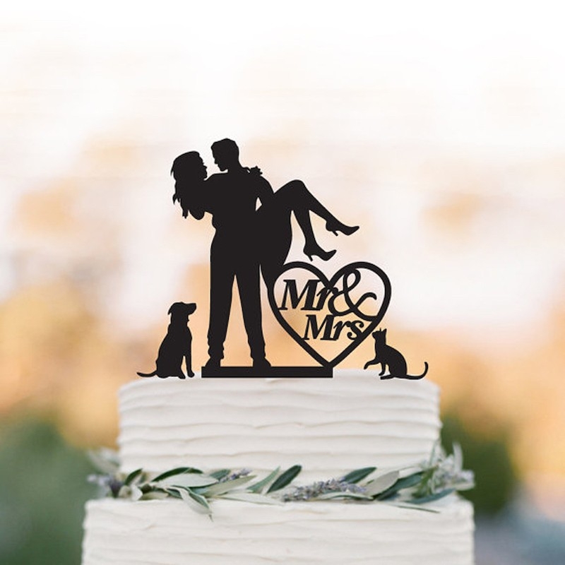 Cake Topper 'Couple de mariés avec chien & chat' - The-Weddingshop